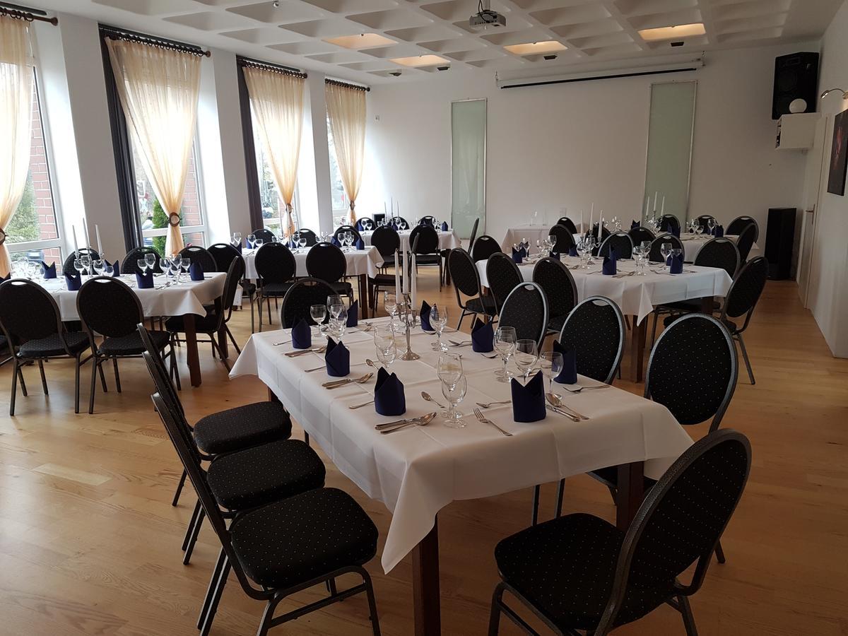 Bennetts Restaurant Und Hotel Wittingen المظهر الخارجي الصورة