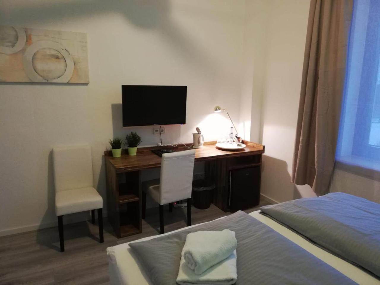 Bennetts Restaurant Und Hotel Wittingen المظهر الخارجي الصورة